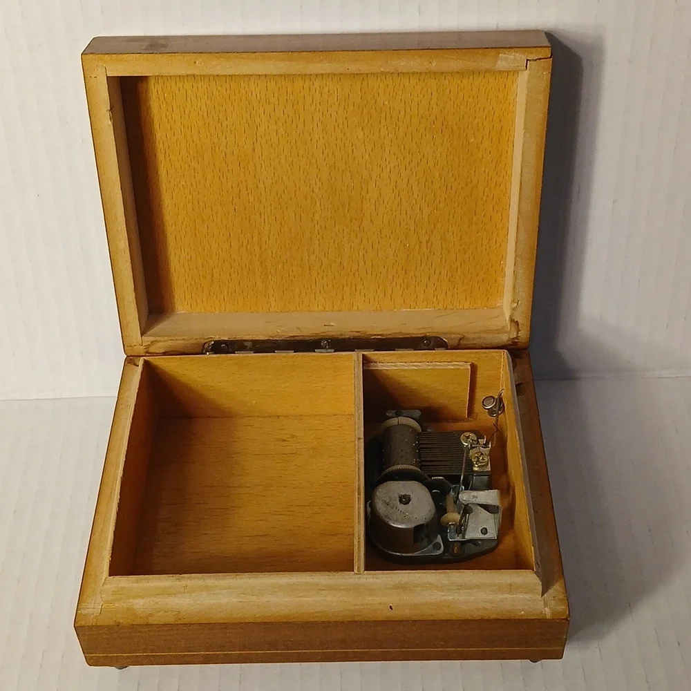 ITALIAN Wooden Musical Jewelry Box 